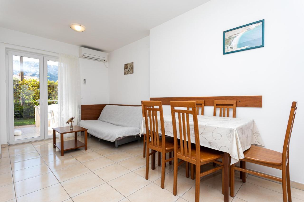 Apartments Crnekovic V Baška Extérieur photo