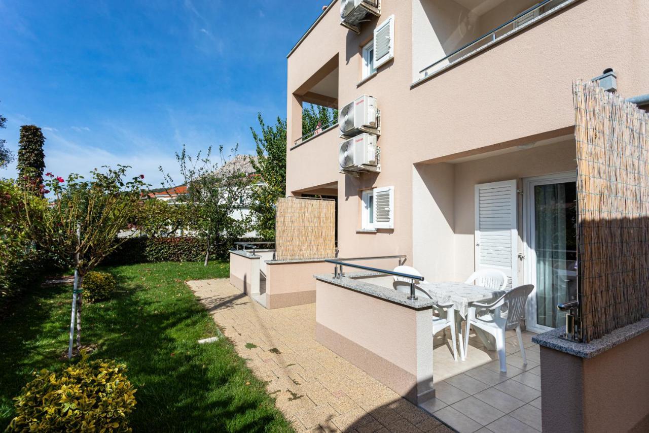 Apartments Crnekovic V Baška Extérieur photo