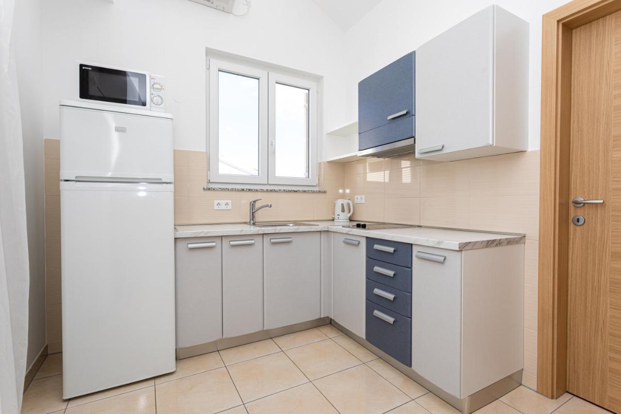 Apartments Crnekovic V Baška Extérieur photo