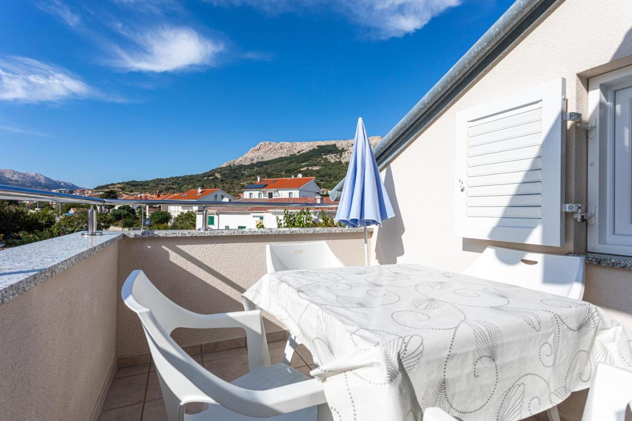 Apartments Crnekovic V Baška Extérieur photo