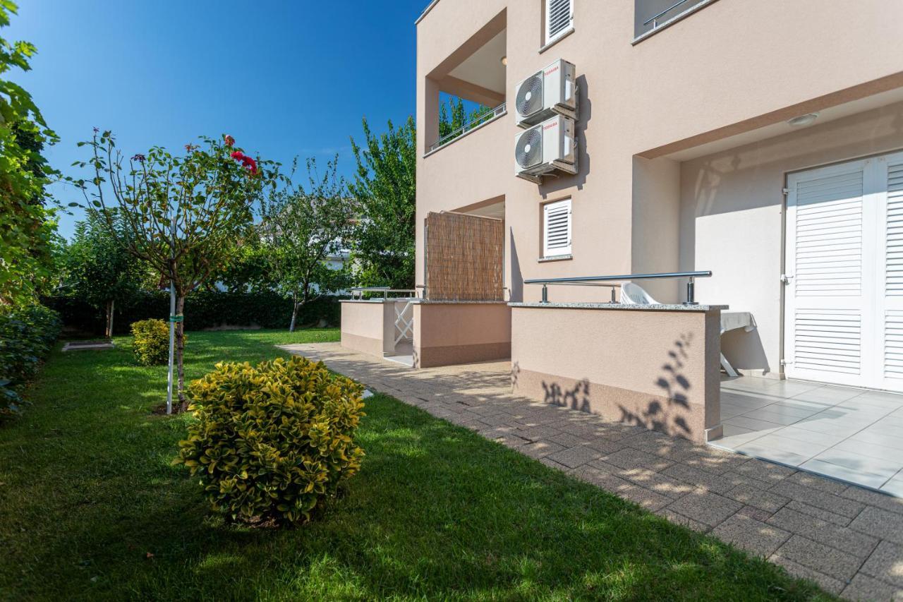 Apartments Crnekovic V Baška Extérieur photo